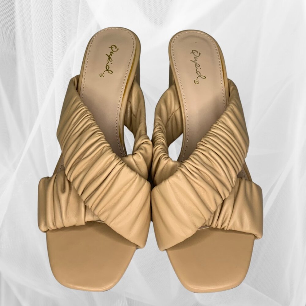 Qupid  Nude Block Heel Sandals size 6